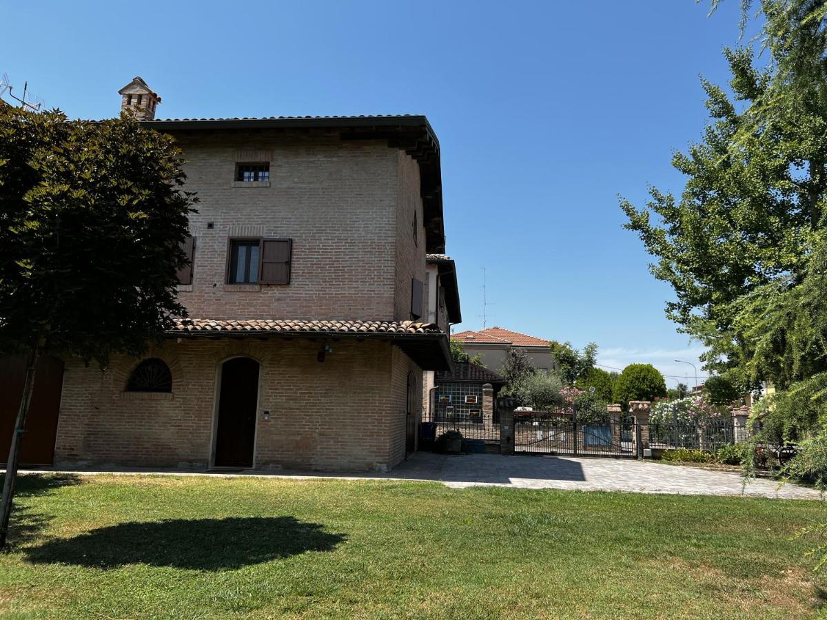 Gocce Balsamiche Apartment Ravarino Exterior photo
